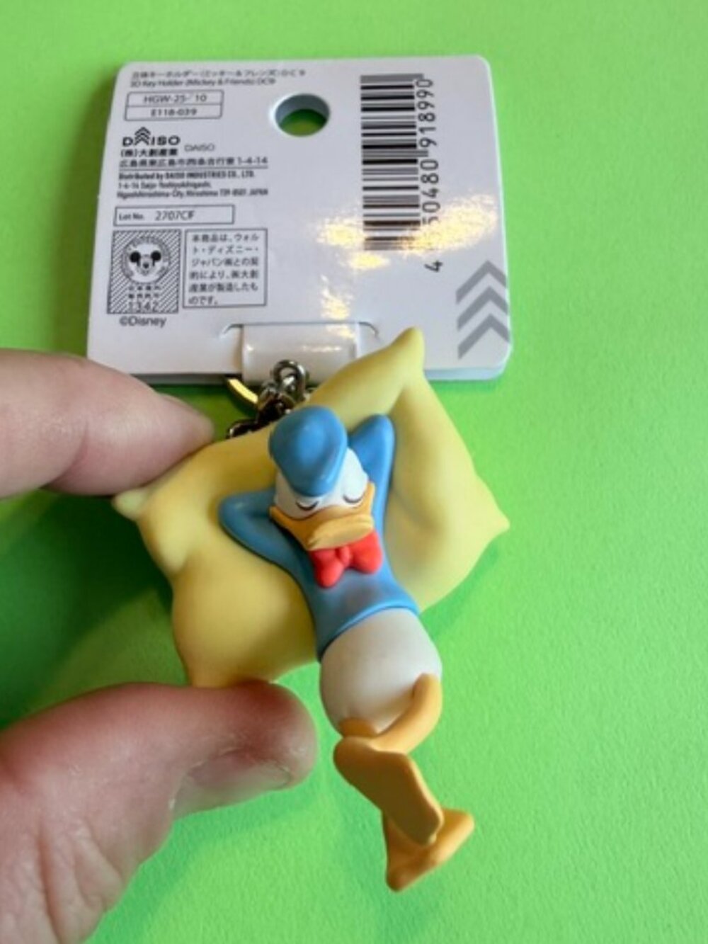 Disney 3D Donald Duck Keychain Keyring NWT/Bag Charm Sleeping Duck Figure - Picture 3 of 3